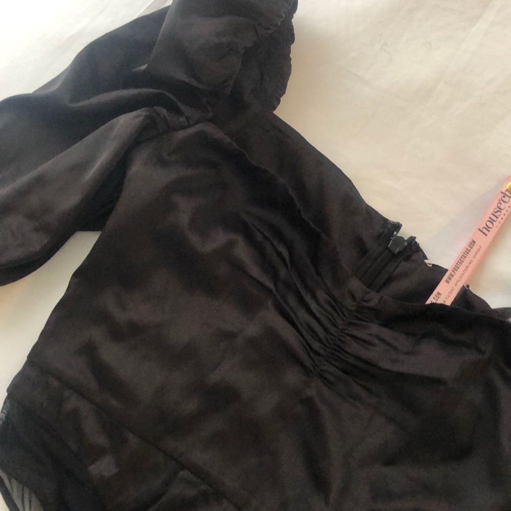 HouseOfCB SATIN BODYSUIT Size S - Picture 3 of 5